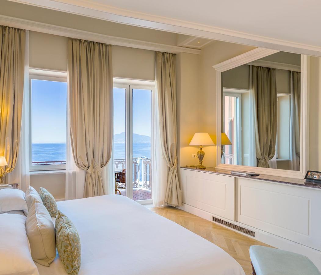 Grand Hotel Excelsior Vittoria Сорренто Экстерьер фото