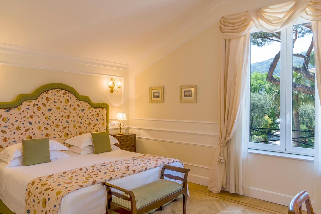 Grand Hotel Excelsior Vittoria Сорренто Экстерьер фото