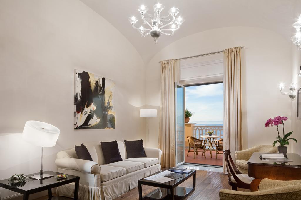 Grand Hotel Excelsior Vittoria Сорренто Номер фото