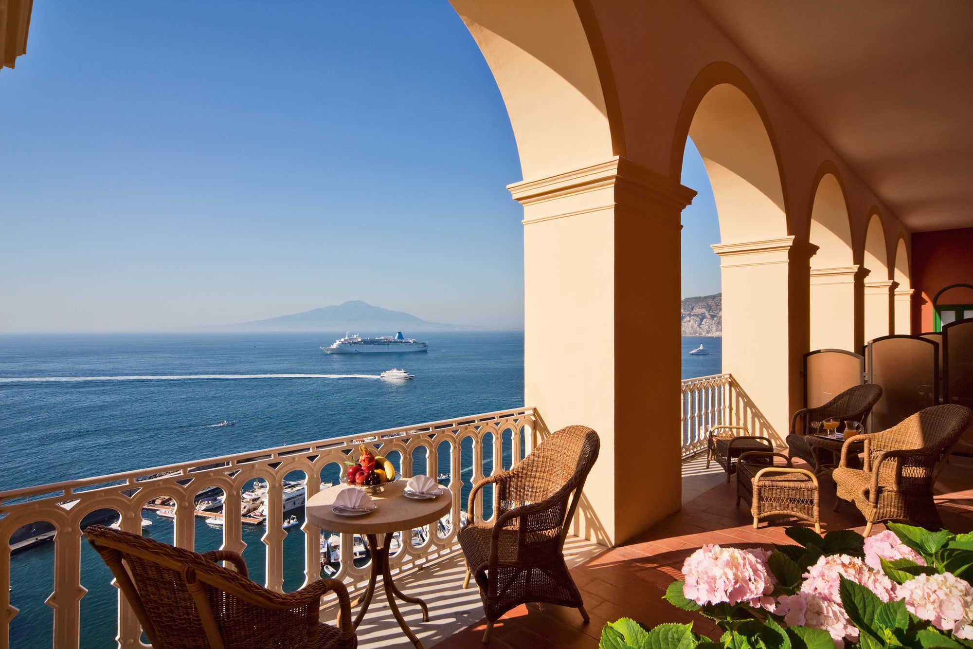 Grand Hotel Excelsior Vittoria Сорренто Экстерьер фото
