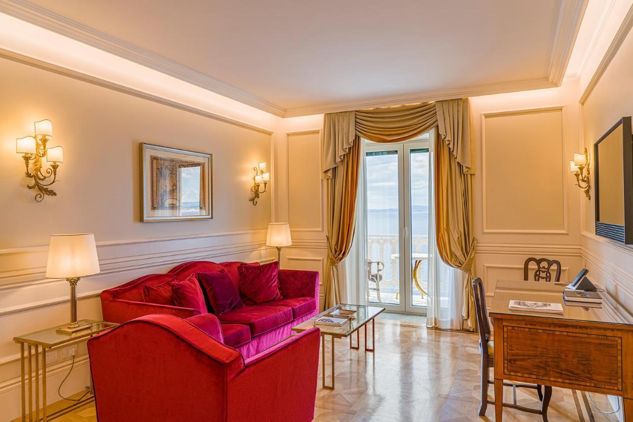 Grand Hotel Excelsior Vittoria Сорренто Экстерьер фото